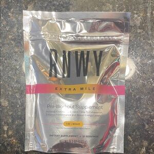 RNWY Extra Mile Pre-Workout Supplement - Pink Lemonade